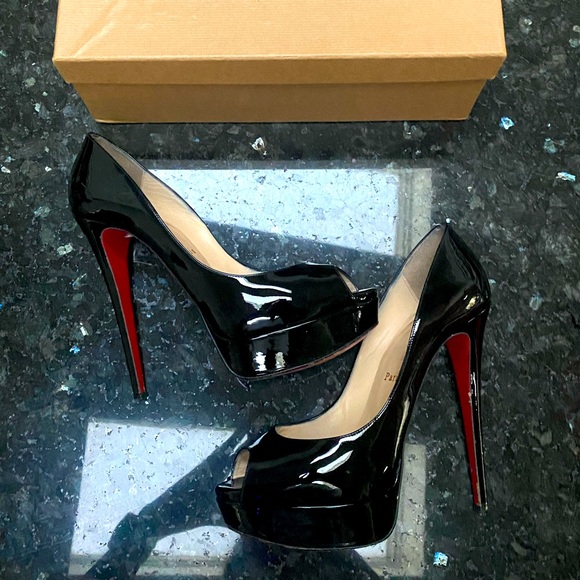 Christian Louboutin Shoes - Christian Louboutin Black Pumps 39.5